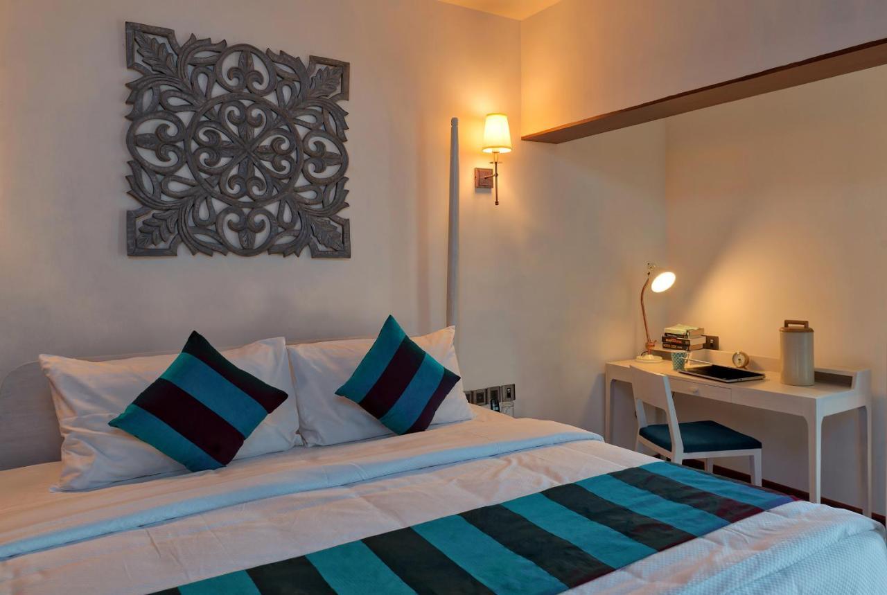 Niraamaya Retreats Samroha อทิราพาลลี ภายนอก รูปภาพ